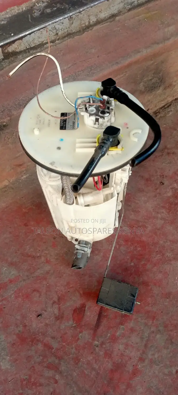 Ex Japans Fuel Pump Fo Toyota Markx