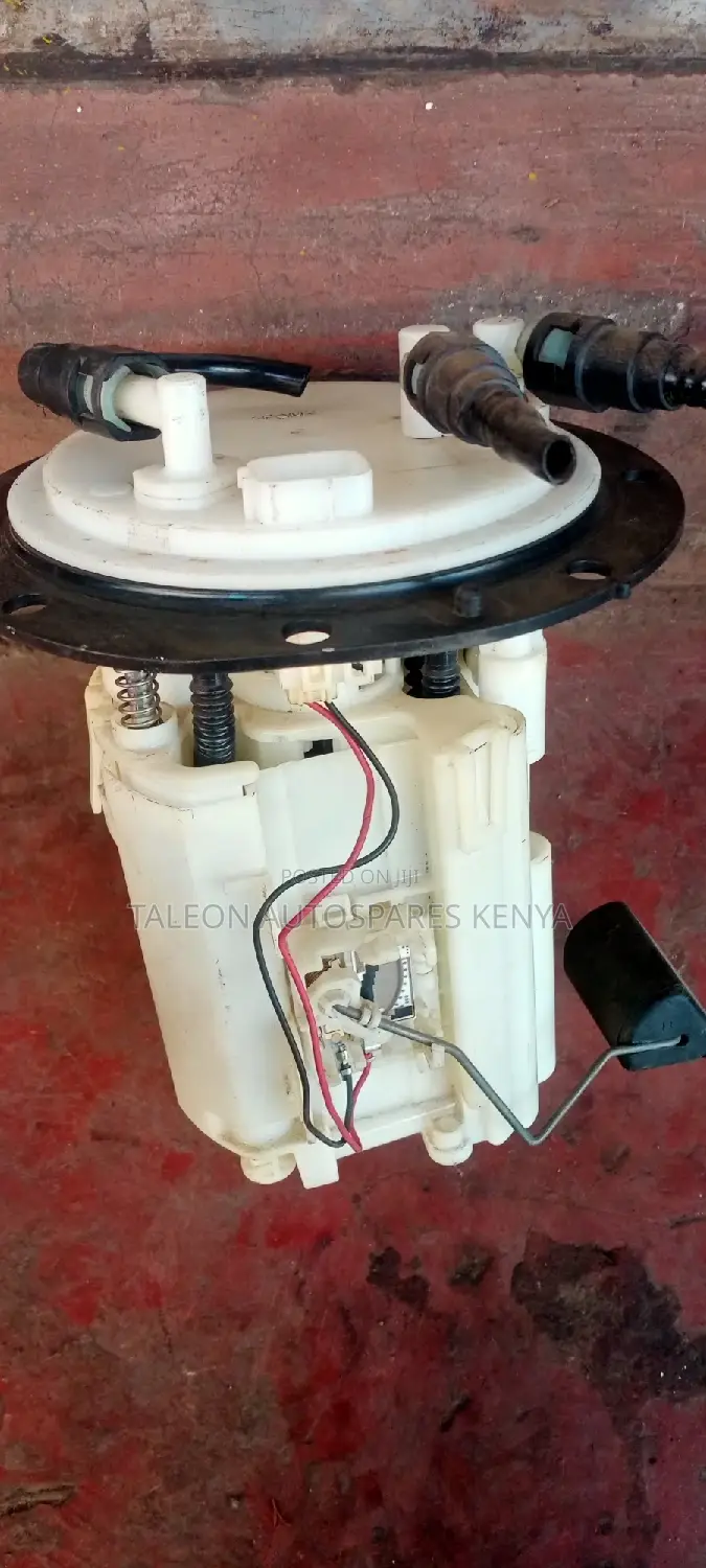 Ex Japans Fuel Pump for Subaru Legacy Outback