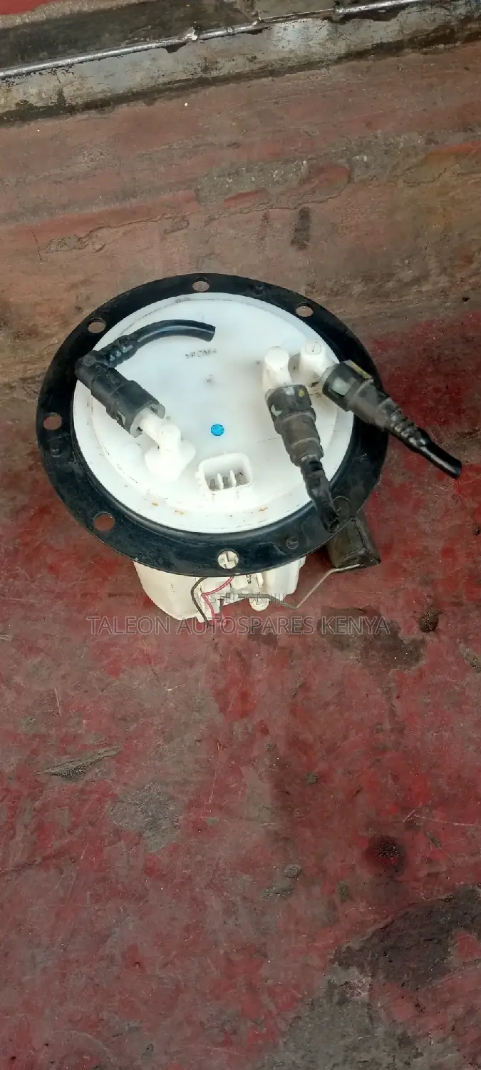 Ex Japans Fuel Pump for Subaru Legacy Outback
