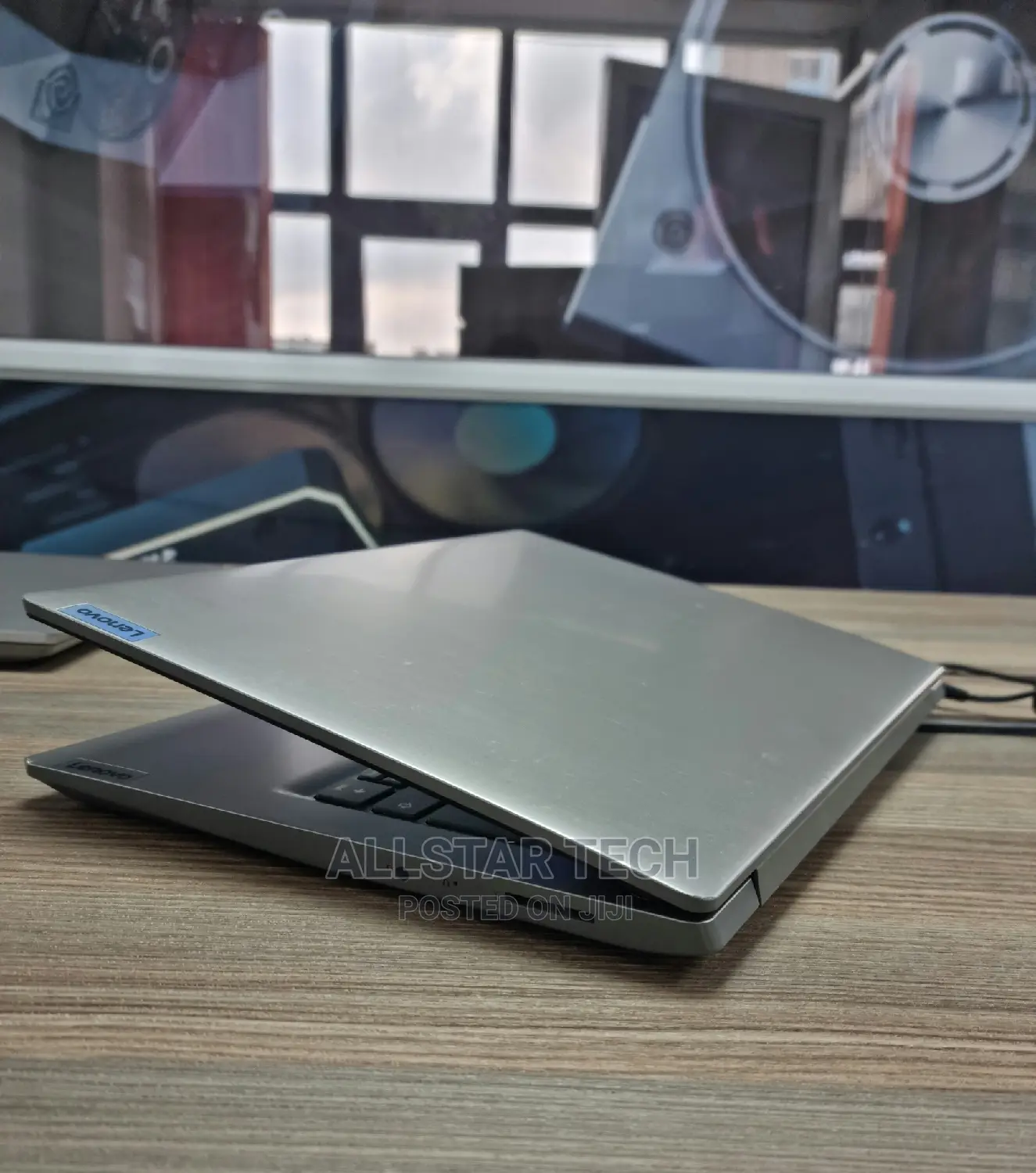 Laptop Lenovo Ideapad 3 8GB Intel Core I5 HDD 1T