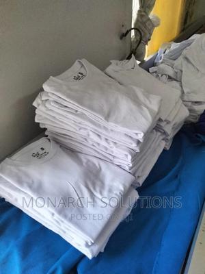 Plain Tshirts - thumbnail 2