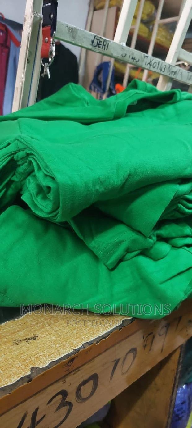 Plain Tshirts - thumbnail 3