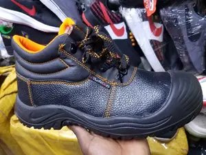 Heavy Duty Safety Boots
