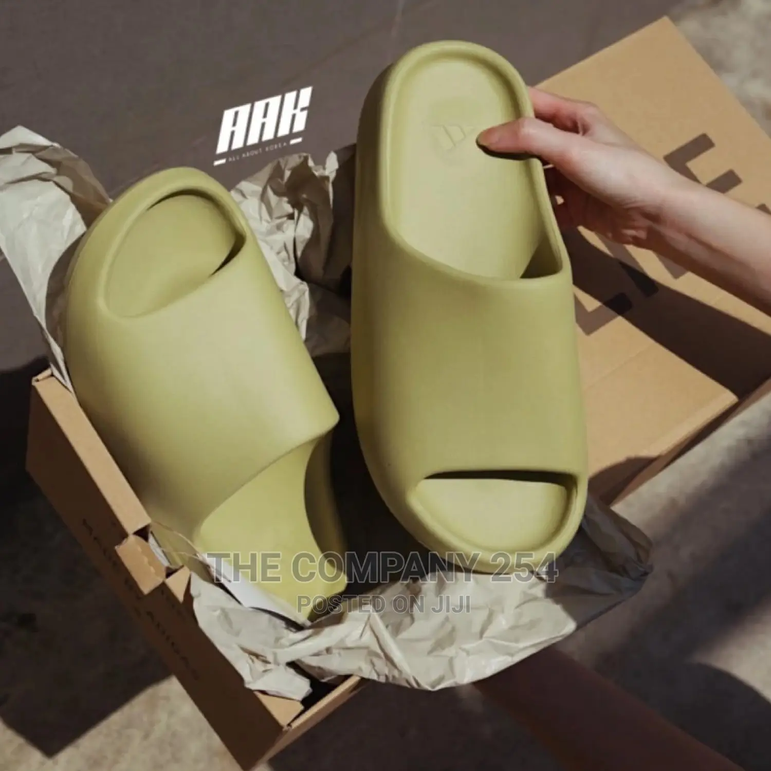 Designer Quality Brand Unisex Plain Slides