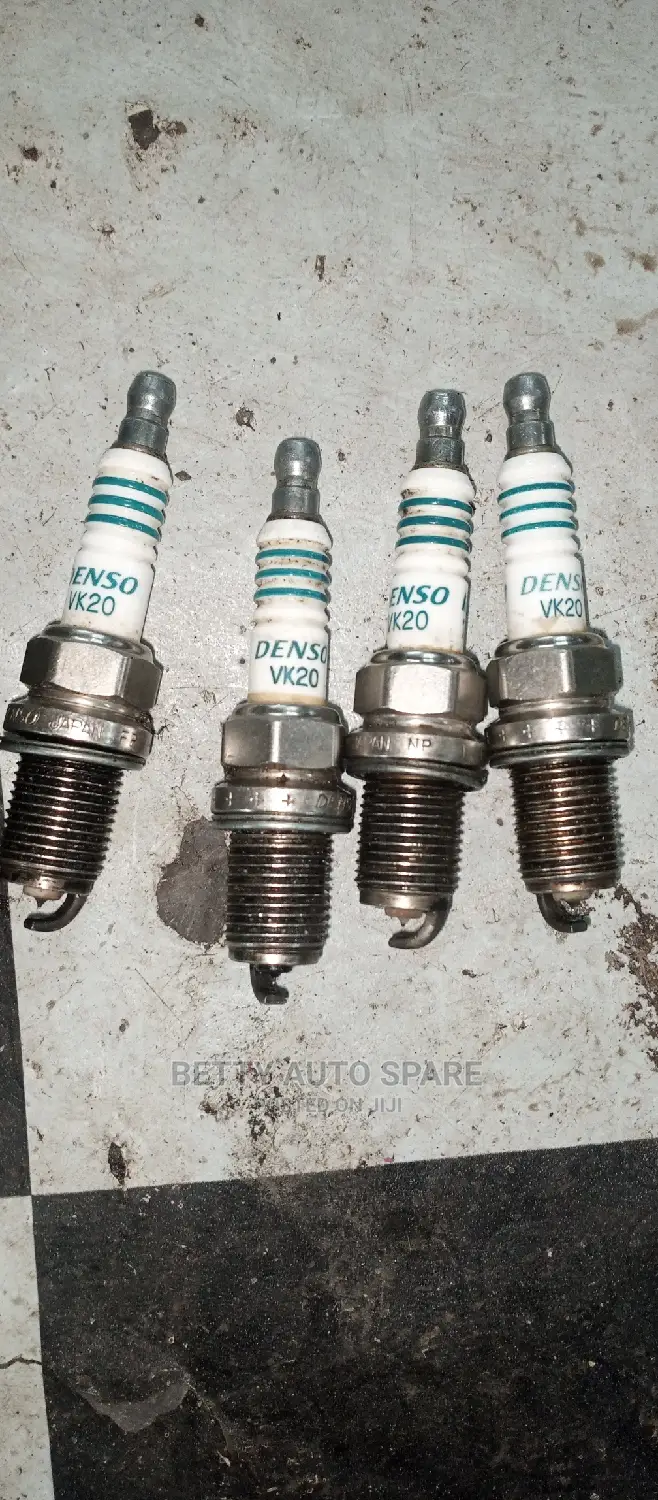 Toyota Mark 2 Plugs