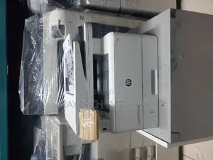 Accessible HP Laserjet Pro MFP M426fdn