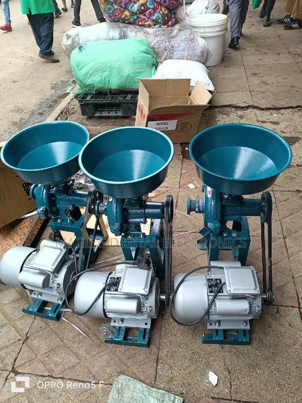 Well Performing Peanut Butter Machine - thumbnail 3