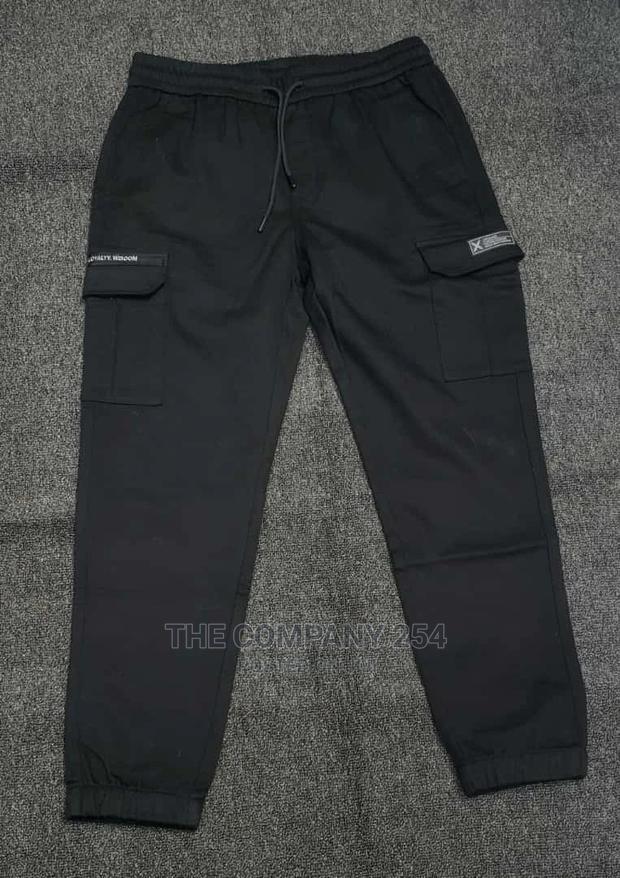 Legit Quality Designer Cargo Pants - thumbnail 8