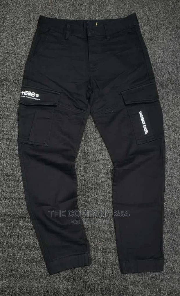 Legit Quality Designer Cargo Pants - thumbnail 11