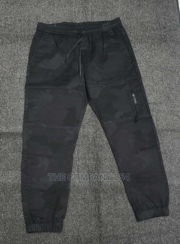 Legit Quality Designer Cargo Pants - thumbnail 13