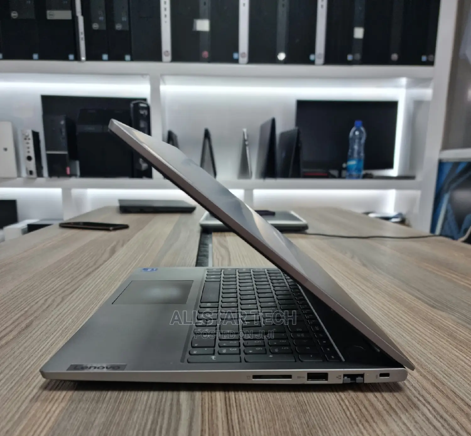 Laptop Lenovo ThinkBook 15 8GB Intel Core I7 SSD 512GB