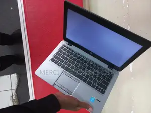 Laptop HP EliteBook 820 G1 4GB Intel Core I5 HDD 500GB