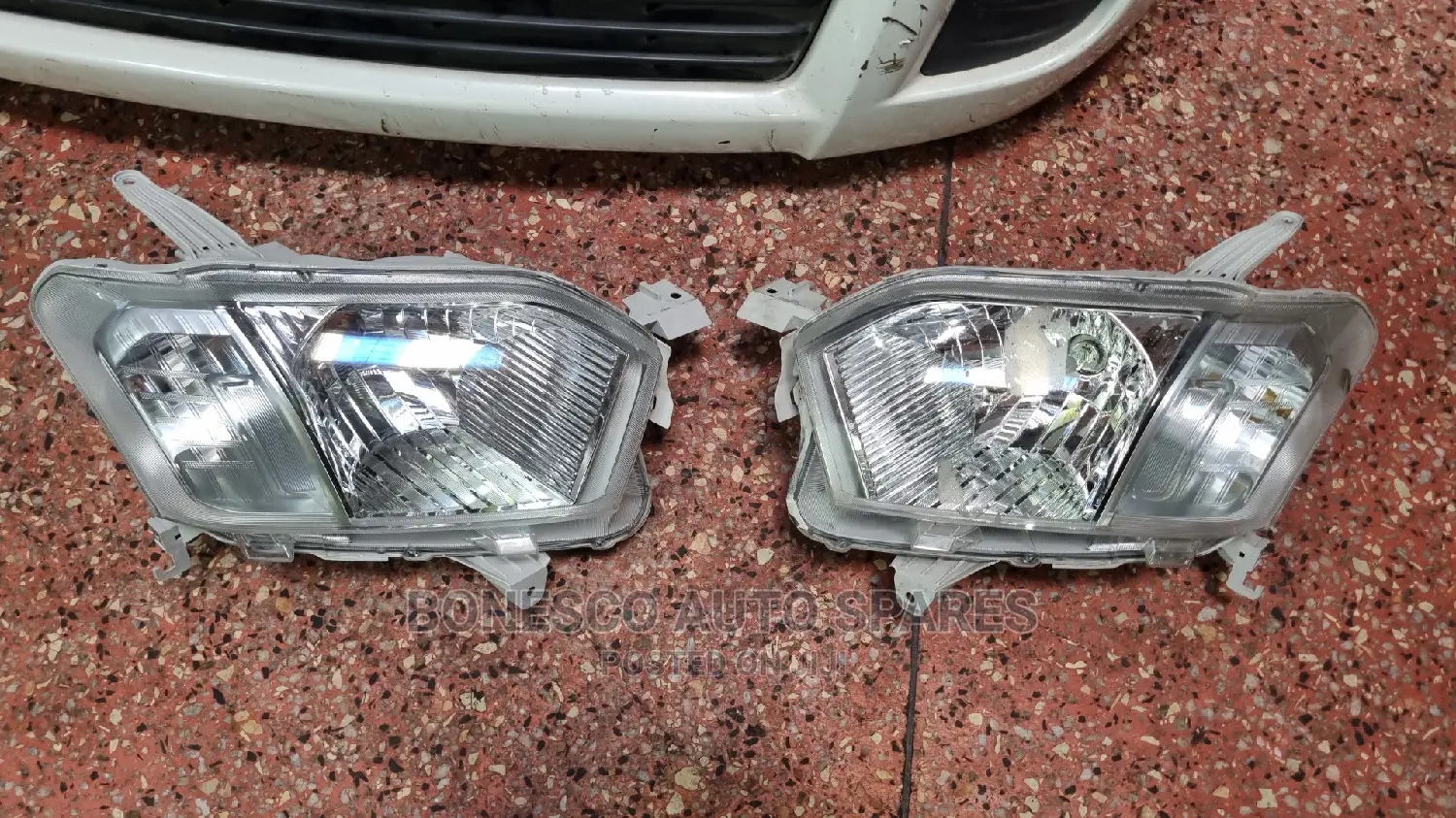 Toyota Succed New Model Headlights Assembly