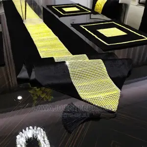 European Luxury Silk Runner With 4 Matching Mats