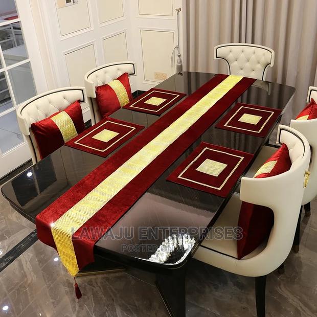 13pc Elegant Silky Table Runner Plus Placement Mats - thumbnail 3