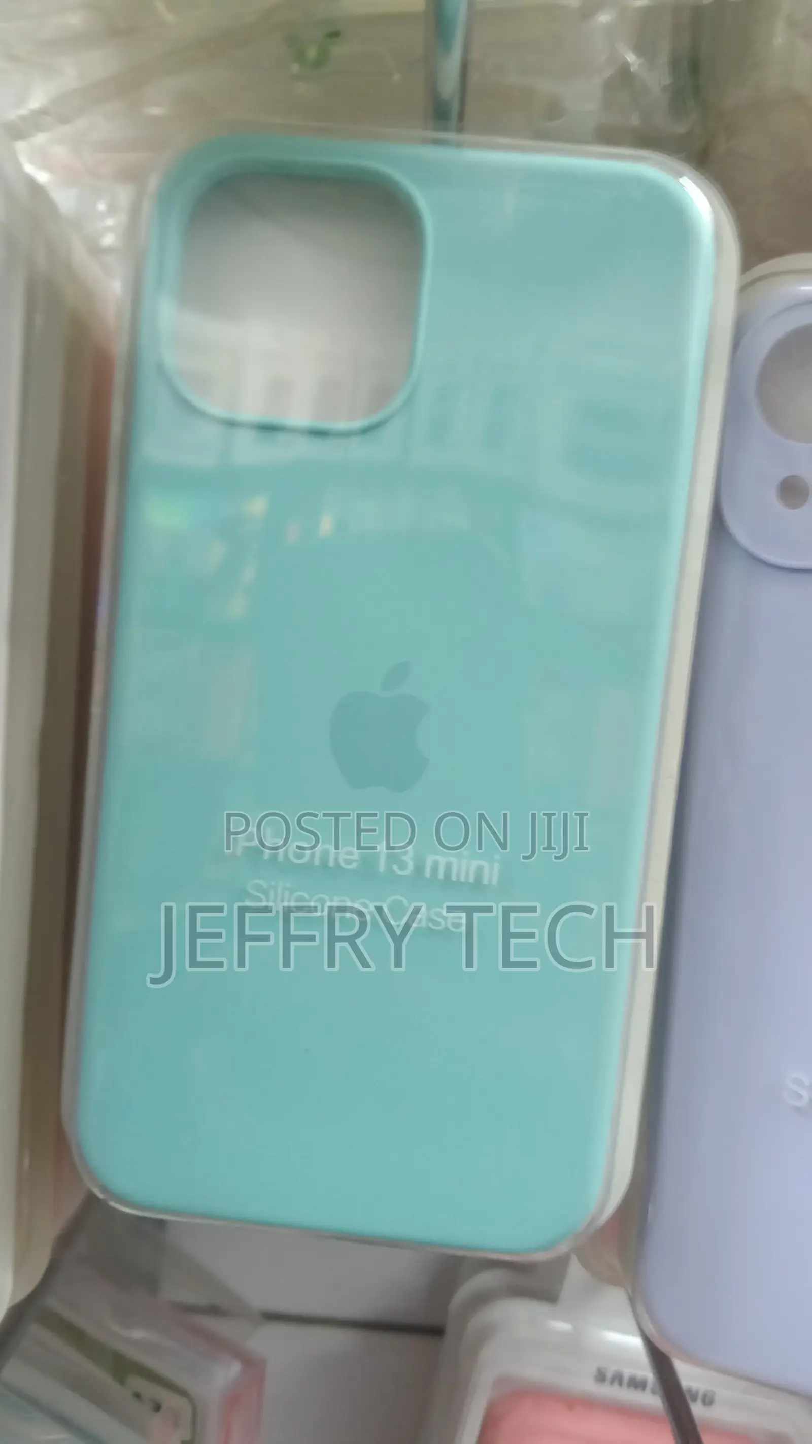 iPhone 12 Pro Cover - Light Green - Silicon Gel Series