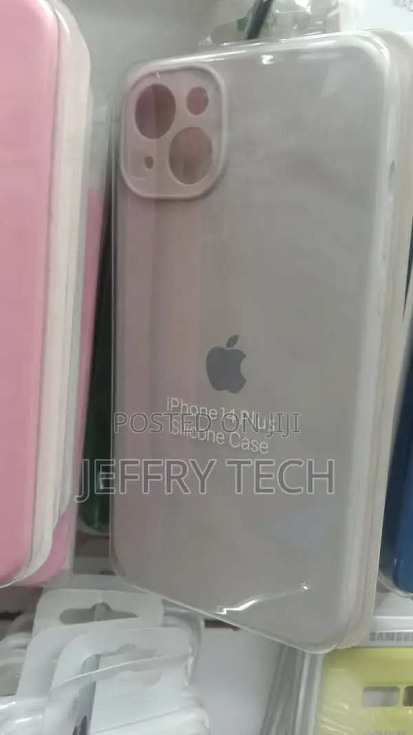 Silicone Case iPhone 14 Plus Silicone Cover Beige