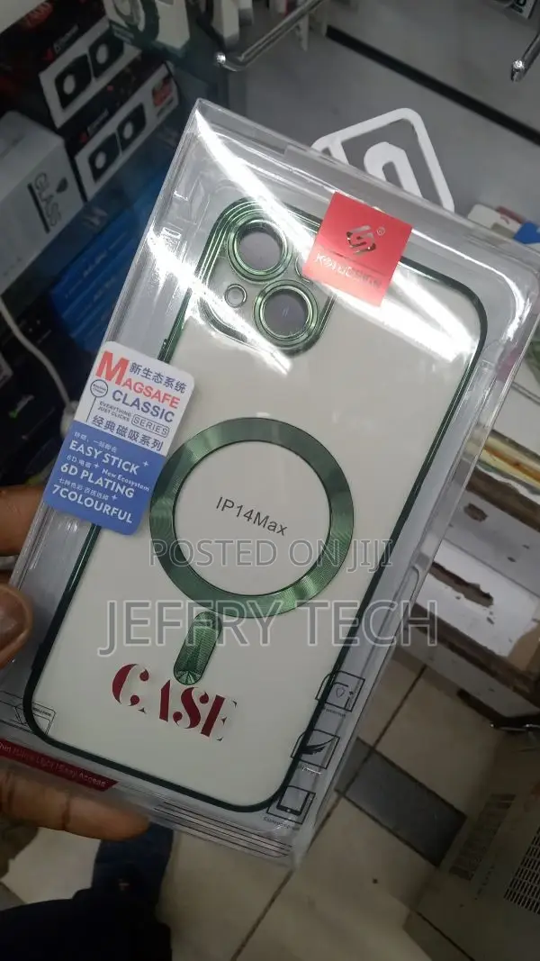 iPhone 14 Max Berlia Transparent Magsafe Case – Green