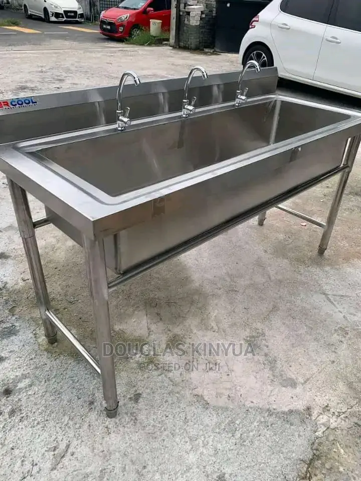 Stainless Steel Washing Sink. (Single Bowl):