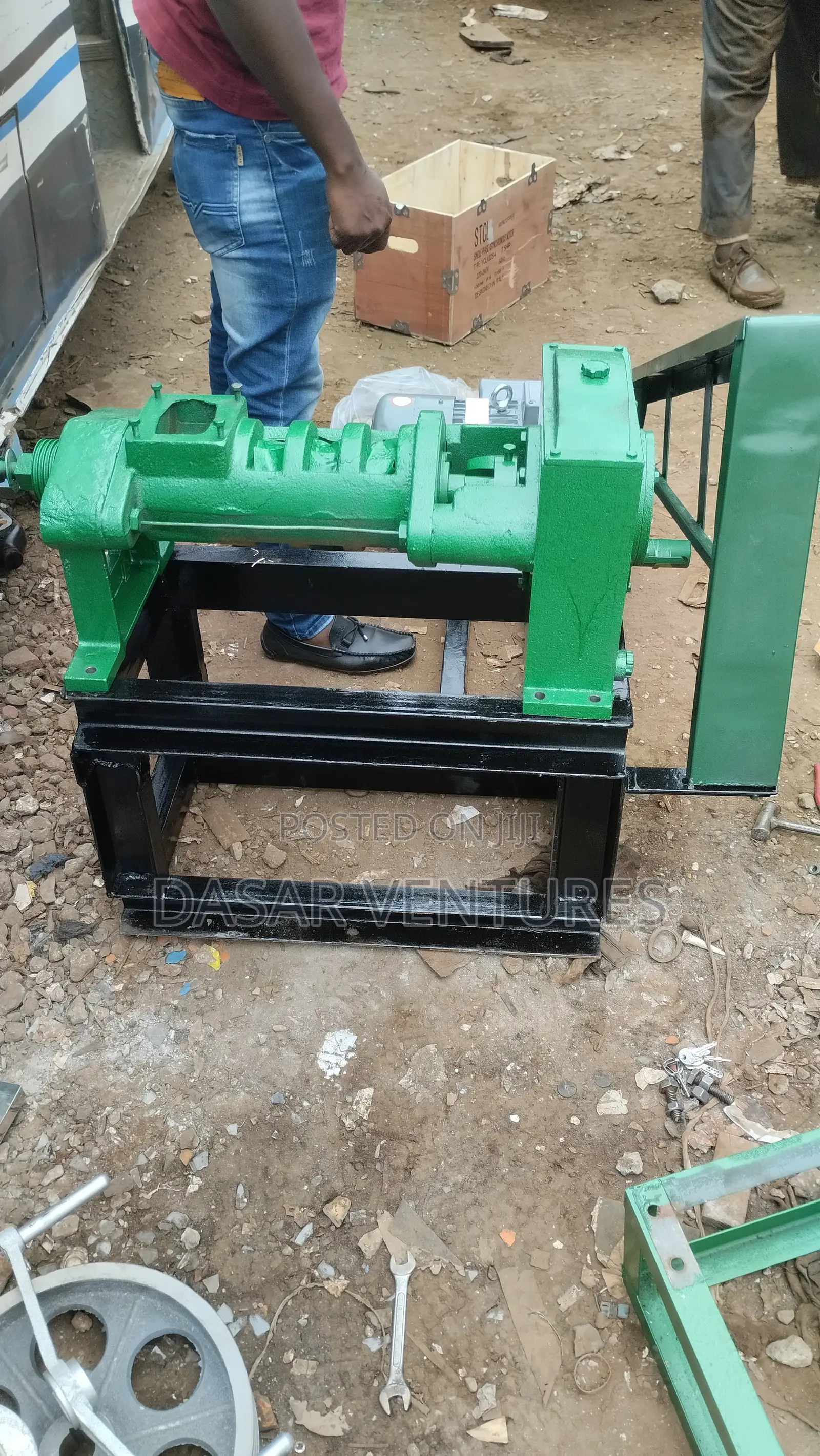 Oil Press Machine 1.5tonnes Per Day