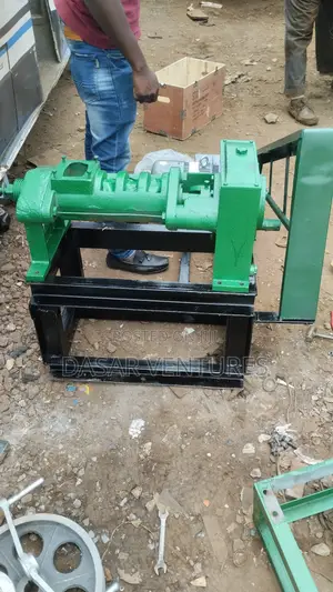 Oil Press Machine 1.5tonnes Per Day