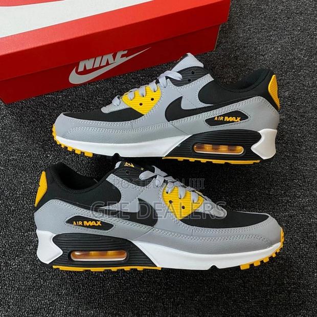 Airmax 90 Batman Sneakers - thumbnail 2