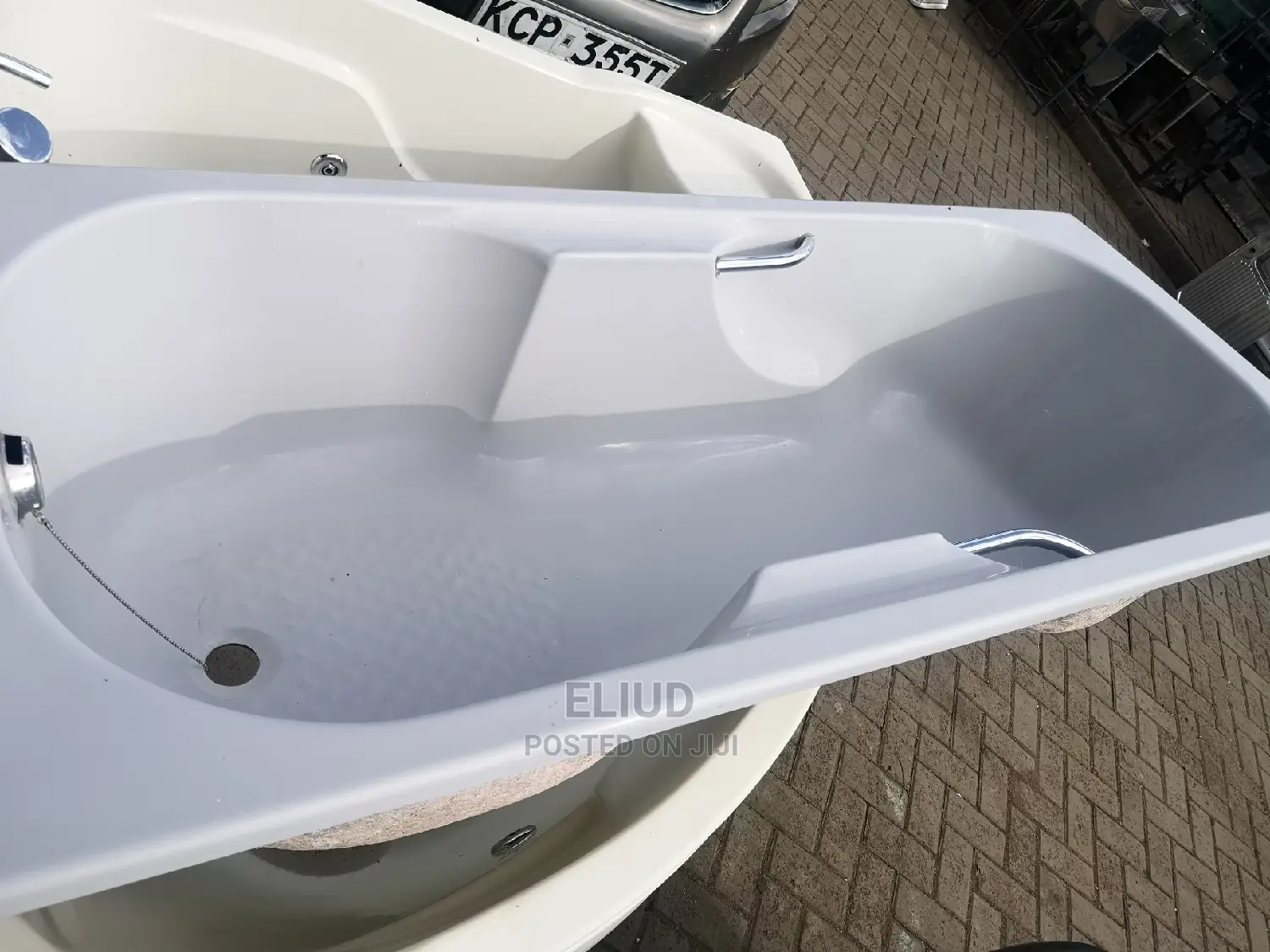 Fibreglass Bathtubs