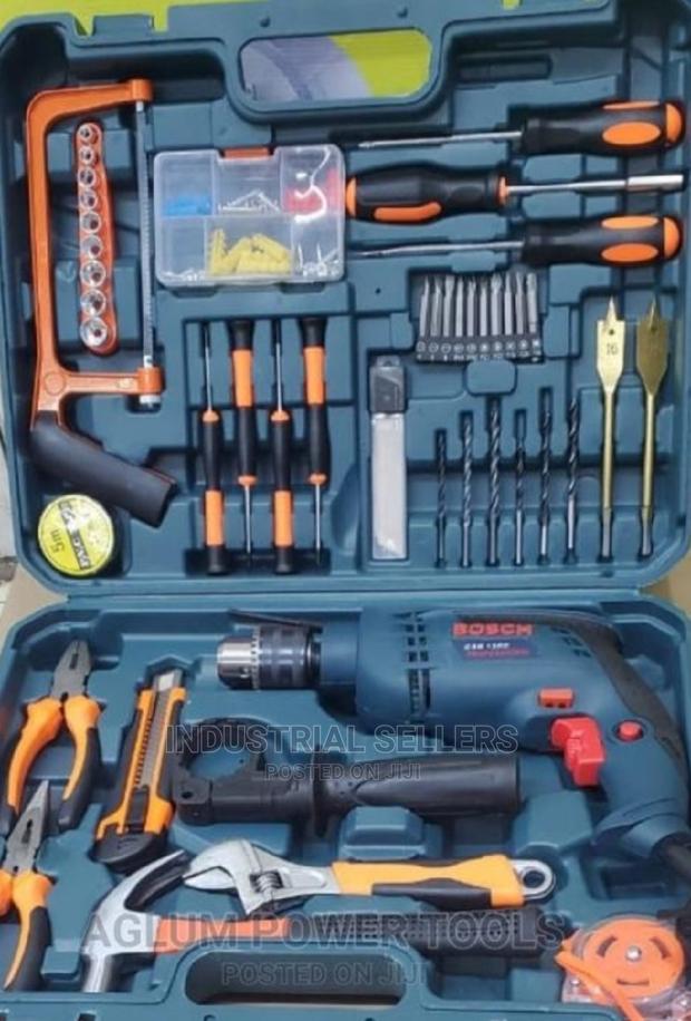 Quality at Its Best Bosch Drill Toolset - main view