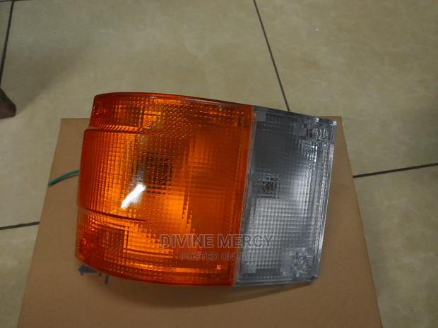 Corner Lamp/ Corner Light Nissan