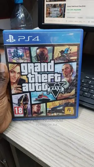 GTA FIVE (Slightly Used)