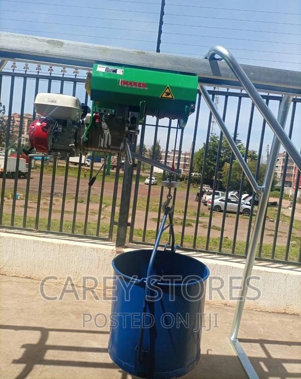 Concrete Hoist - main view