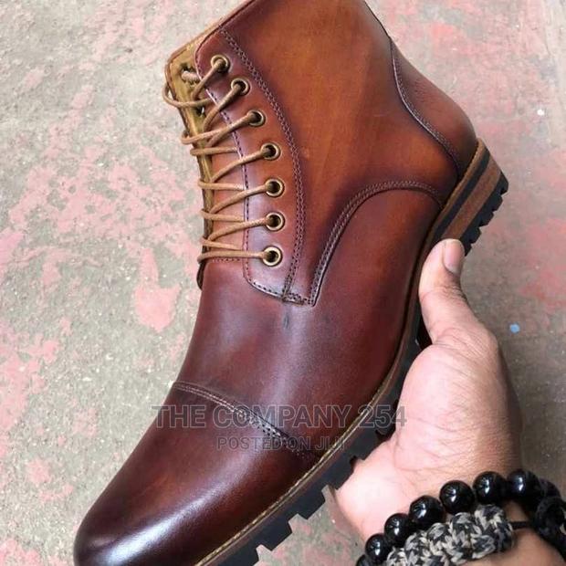 Quality Designer High Cut Official Boots