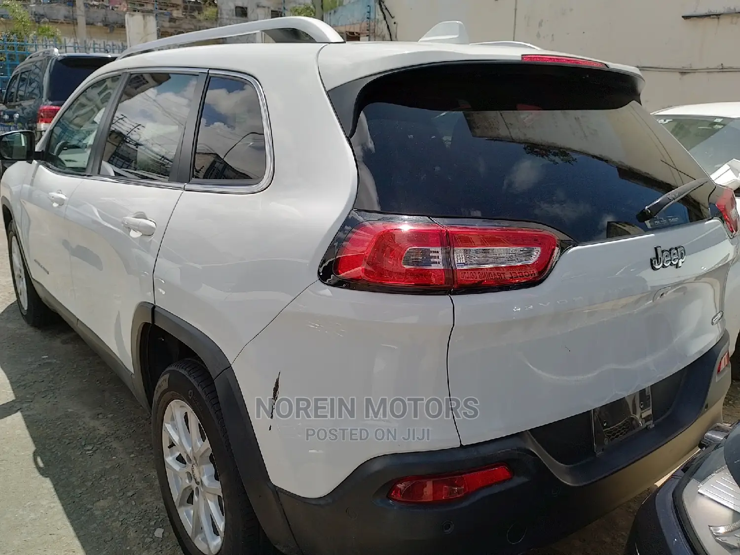 Jeep Cherokee 2015 White