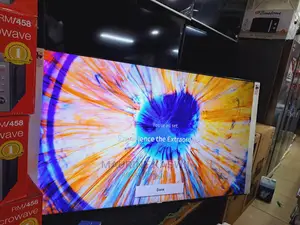 Au7000 Samsung TV 65 New