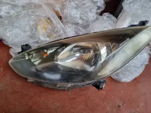 Mazda Demio 2008 - 2013 Left Nonxenon Headlights Assembly