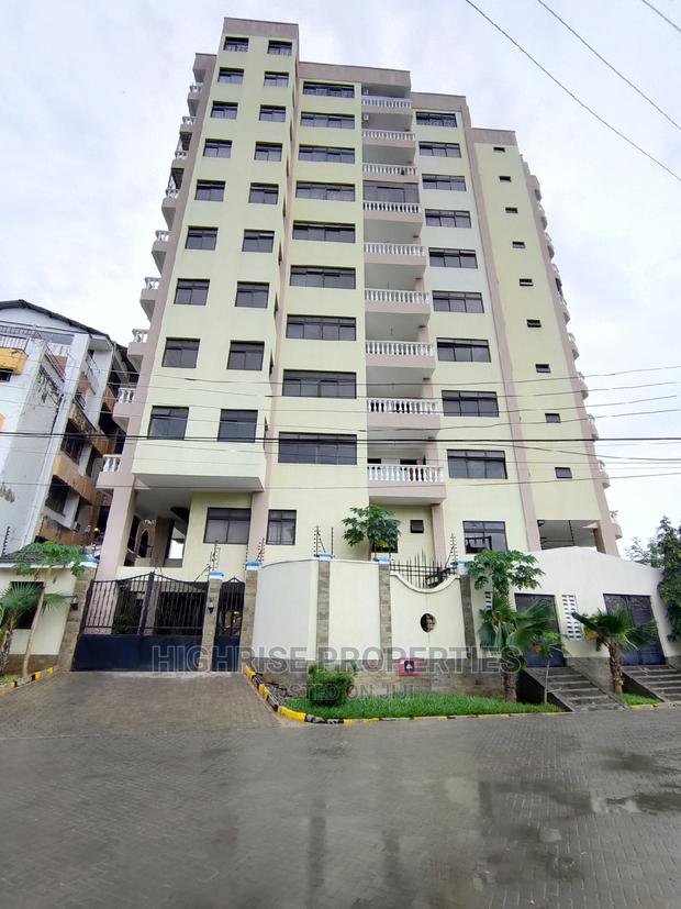 3bdrm Apartment in Kizingo for Sale - main view