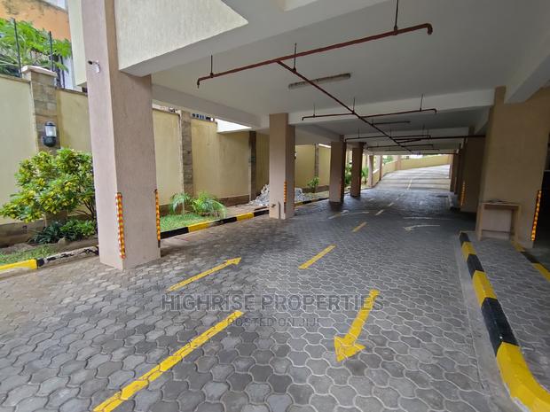 3bdrm Apartment in Kizingo for Sale - thumbnail 4