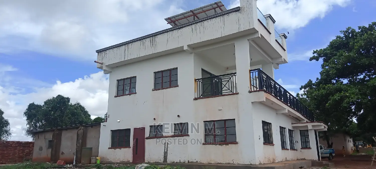 200 Acres Farm/Agricultural Land and House on Sale