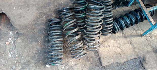Ex Japans Heavy-Duty Springs Axela