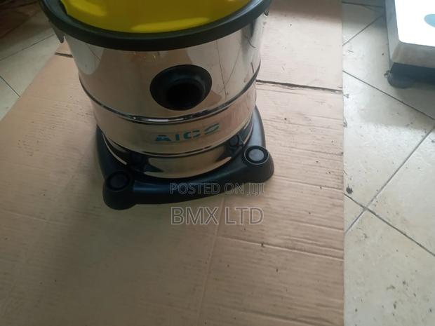 20 Litres Wet and Dry Vacuum Cleaner