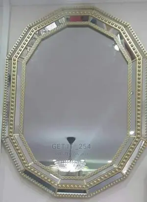 Quality Decor Mirror