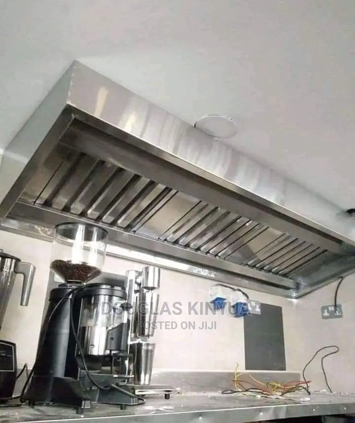 Stainless Kitchen Chimney/Hood: