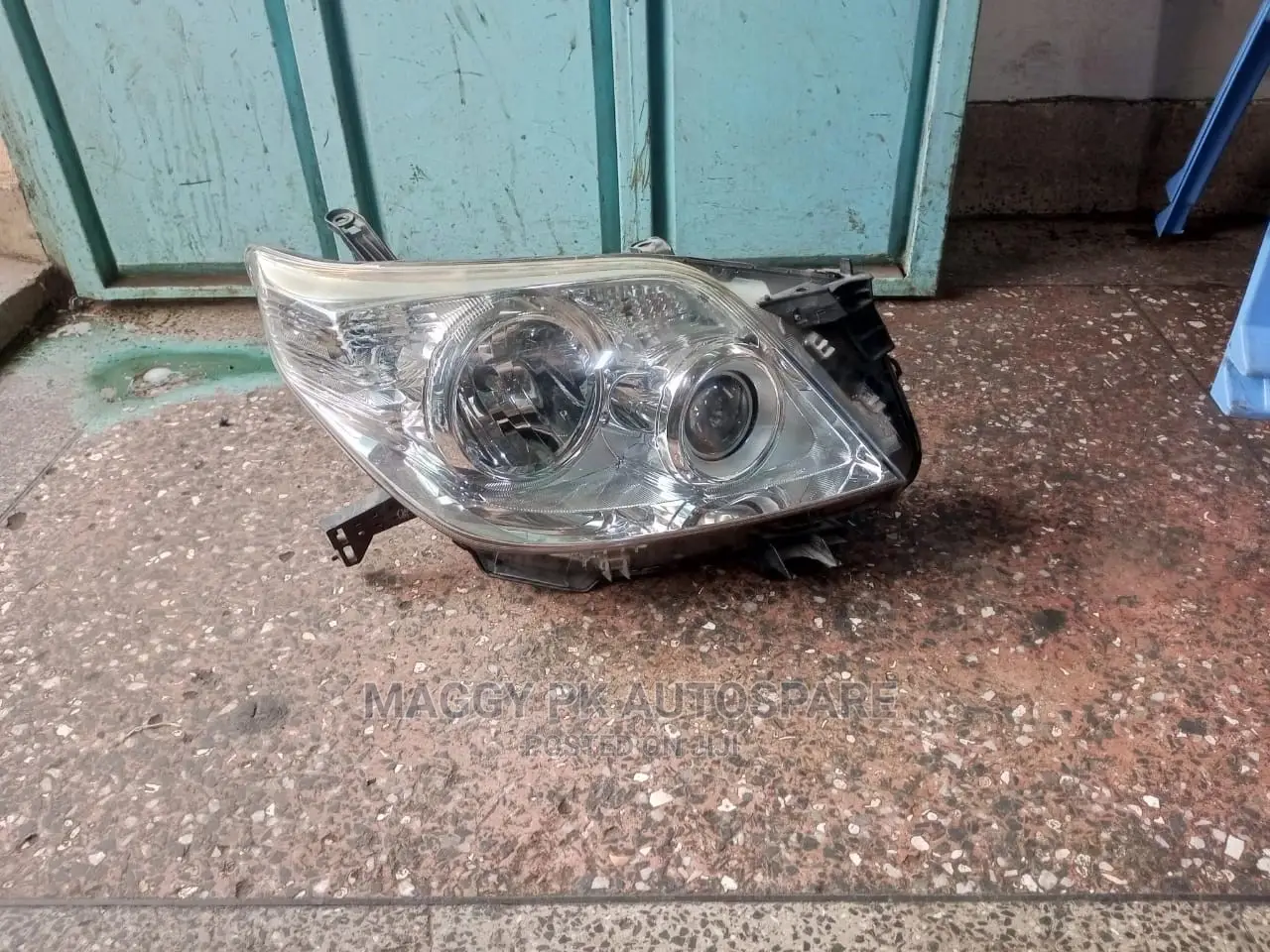 Prado 150 Headlight - Non Xenon