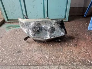 Prado 150 Headlight - Non Xenon