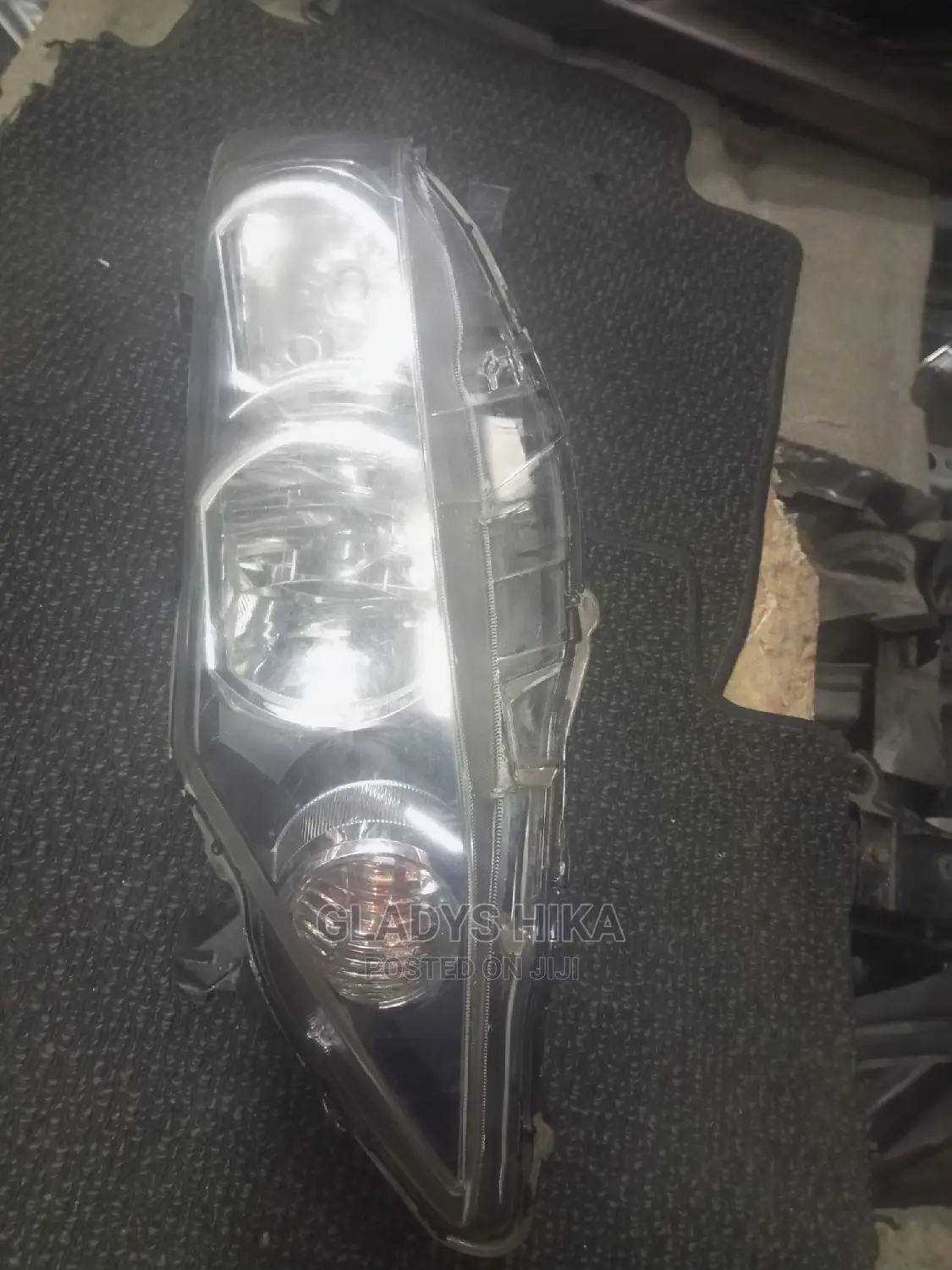 Ex Japan Headlight for Allion 260 on Sale