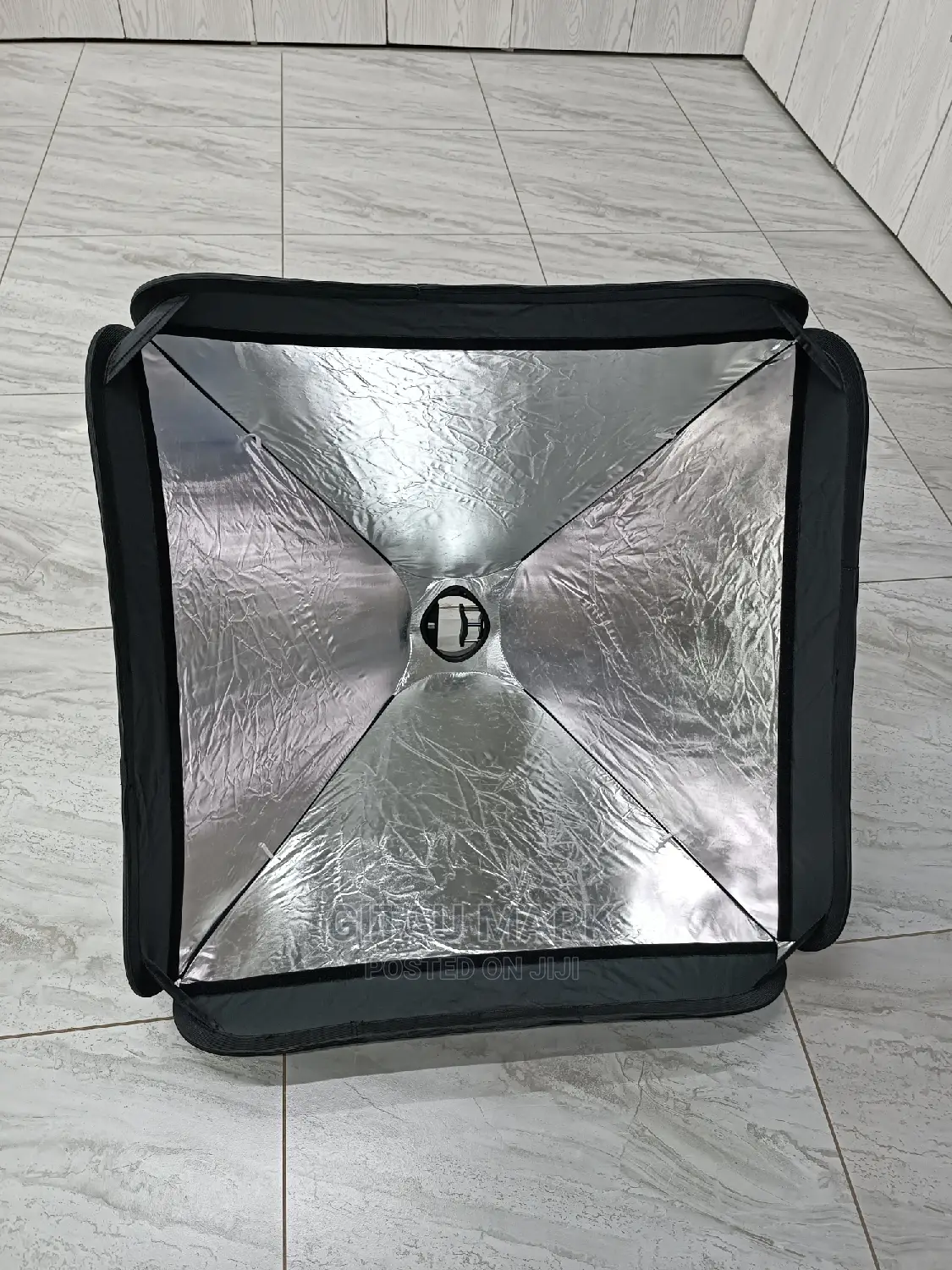 Godox 80 by 80cm Softbox With S Type Bracket