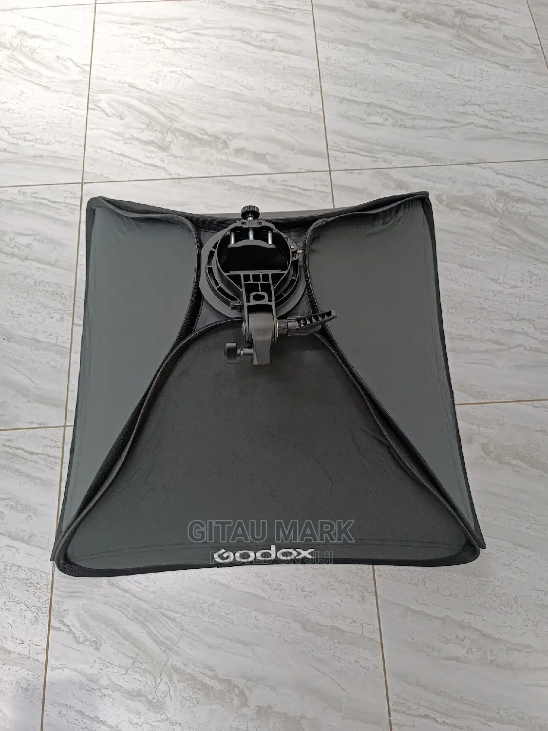 Godox 80 by 80cm Softbox With S Type Bracket