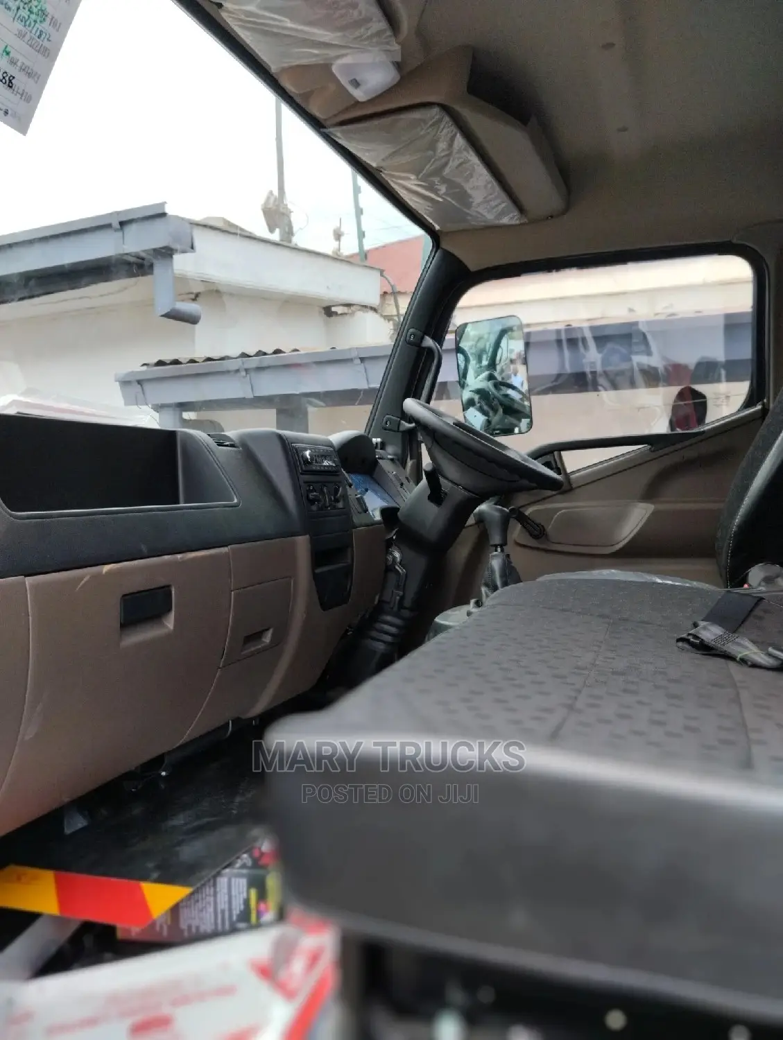 Fuso Fi 1217R