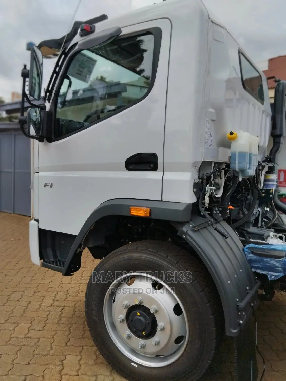 Fuso Fi 1217R