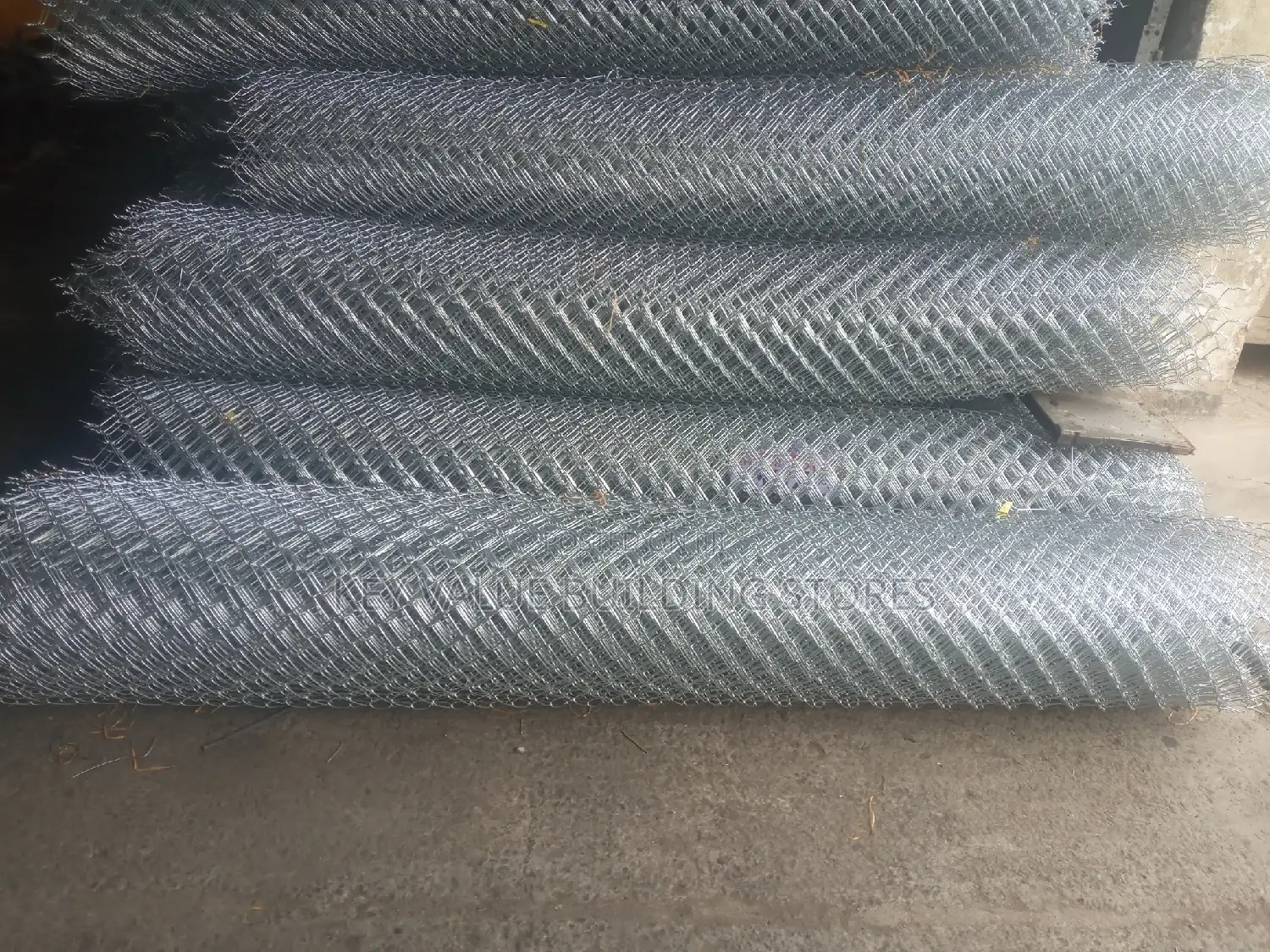 HEAVY DUTY Chainlink (Galvanized) 11g 80×80 4fts Up